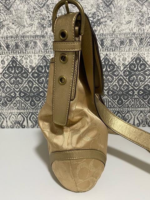 【美品】COACH コーチ F12852 シグネチャー ショルダーバッグ 肩掛け < ブランド  【美品】COACH コーチ F12852 シグネチャー ショルダーバッグ 肩掛け < ブランドの