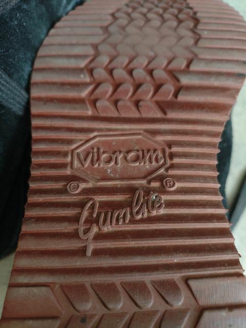BARLEYCORN スエードスニーカー  イタリー製  表記サイズUK7   Vibramソール < 男性ファッション  BARLEYCORN スエードスニーカー  イタリー製  表記サイズUK7   Vibramソール < 男性ファッションの