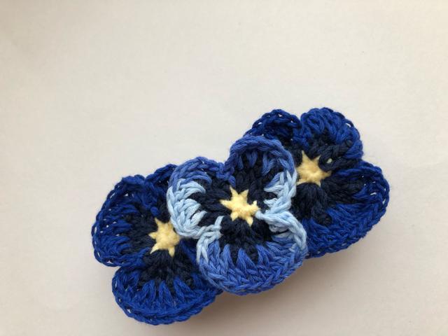 ハンドメイド バレッタ パンジーの集い♪ ブルー ガーリー < 女性ファッション  ハンドメイド バレッタ パンジーの集い♪ ブルー ガーリー < 女性ファッションの