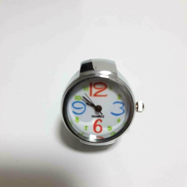 新品 未使用 指輪 時計 シンプル 白 文字盤 レインボー  < 女性アクセサリー/時計  新品 未使用 指輪 時計 シンプル 白 文字盤 レインボー  < 女性アクセサリー/時計の