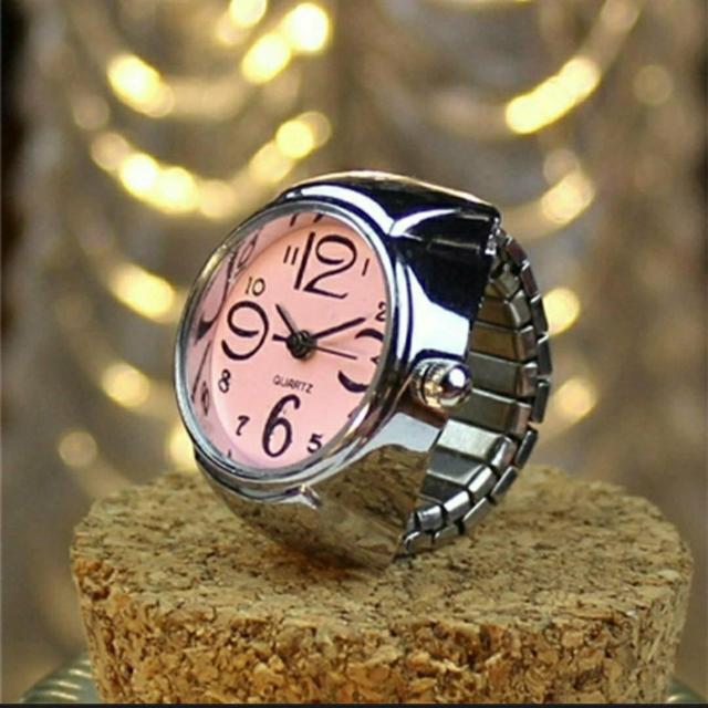 新品 未使用 指輪 時計 シンプル 白 文字盤 レインボー  < 女性アクセサリー/時計  新品 未使用 指輪 時計 シンプル 白 文字盤 レインボー  < 女性アクセサリー/時計の