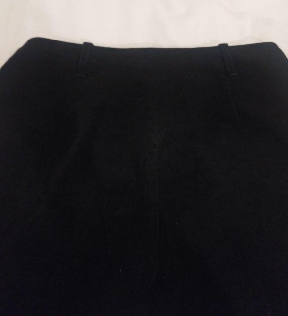 A.P.C.黒 コーデュロイ テーパードパンツ M 1990年代ビンテージ < 女性ファッション  A.P.C.黒 コーデュロイ テーパードパンツ M 1990年代ビンテージ < 女性ファッションの