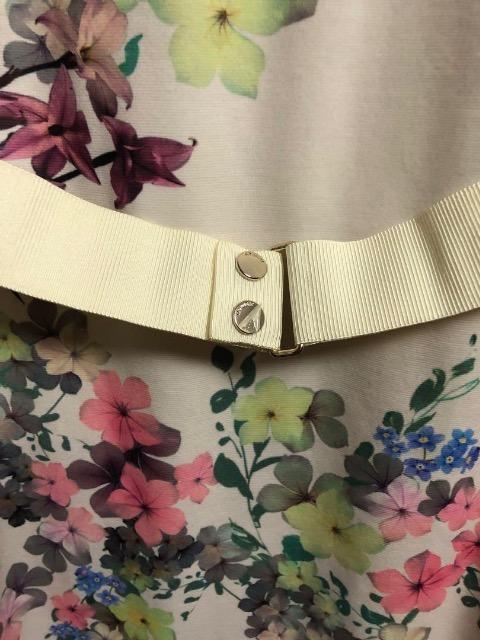 ted baker テッドベイカー花モチーフワンピース < 女性ファッション ted baker テッドベイカー花モチーフワンピース < 女性ファッションの