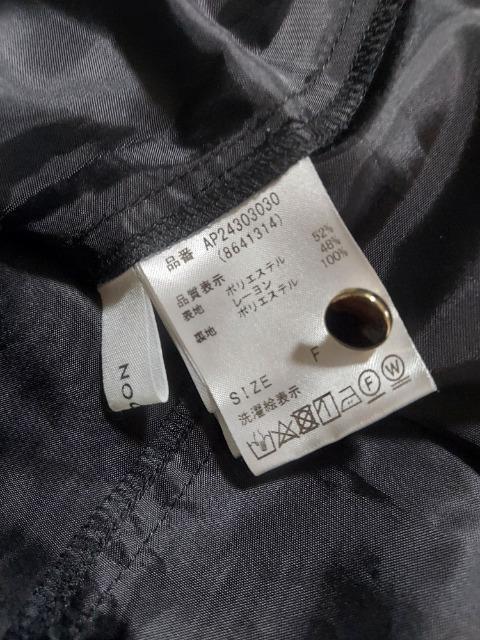 saloonノースリーブブラウスブラック / FREE < 女性ファッション saloonノースリーブブラウスブラック / FREE < 女性ファッションの