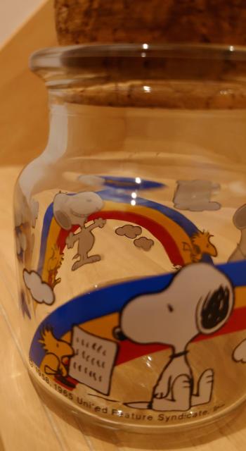 スヌーピー キャンディポット 昭和レトロ 1965年 ファンシーグッズ < アニメ/コミック/キャラクター スヌーピー キャンディポット 昭和レトロ 1965年 ファンシーグッズ < アニメ/コミック/キャラクターの