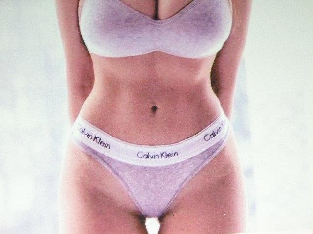 ★Mary Nabokova(メアリー・ナボコバ))チャーミング&セクシーショット A4サイズ3枚+◎ クリアポケット入り < タレントグッズ ★Mary Nabokova(メアリー・ナボコバ))チャーミング&セクシーショット A4サイズ3枚+◎ クリアポケット入り < タレントグッズの