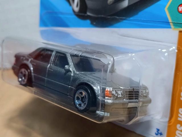 【HWベーシック】メルセデス-ベンツ 500E < ホビー 【HWベーシック】メルセデス-ベンツ 500E < ホビーの