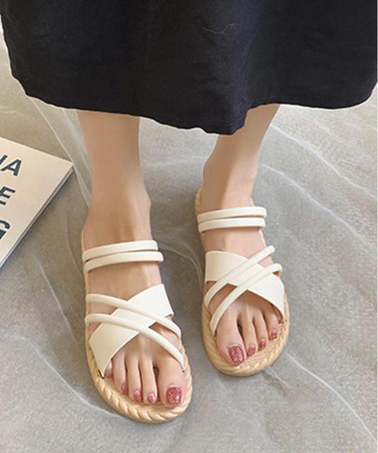 �������� �V�i �N���X�x���g�T���_�� ���f�B�[�X �� �� �����t�@�b�V������ 