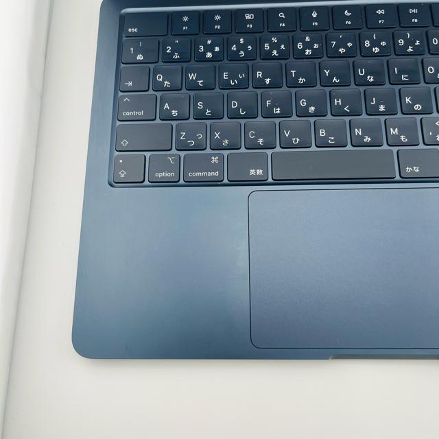 ���Õi Mac Book Air M2 �`�b�v 16 GB/256 GB �{�� �� PC�{��/���Ӌ@��� 