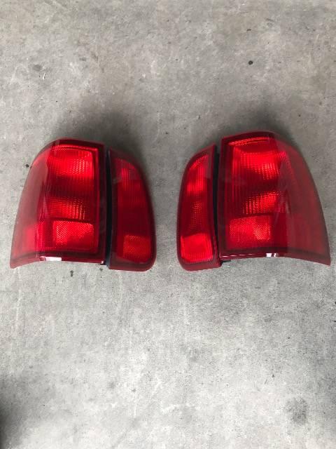 03〜06リンカーンナビゲーターUSテールランプセット < 自動車/バイク 03〜06リンカーンナビゲーターUSテールランプセット < 自動車/バイク