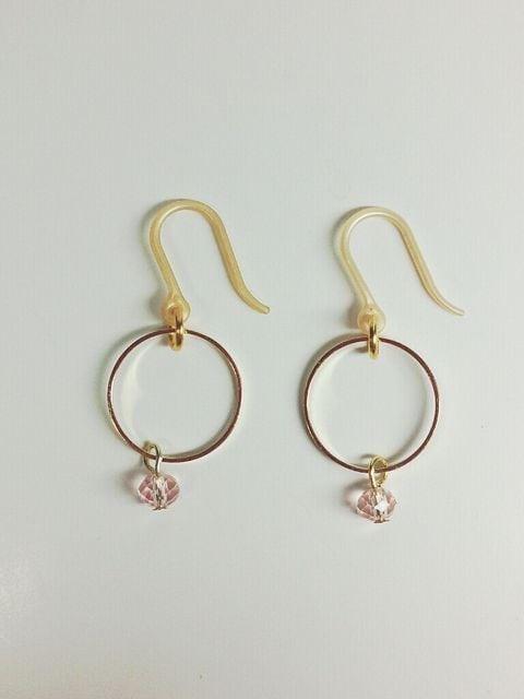 シンプルゴールドリングローズスワロ樹脂ピアス☆ < 女性アクセサリー/時計  シンプルゴールドリングローズスワロ樹脂ピアス☆ < 女性アクセサリー/時計の