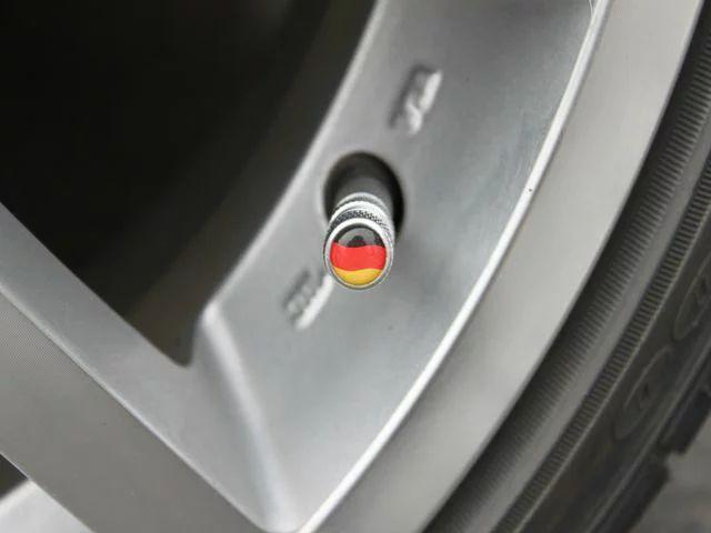 国旗柄エアバルブキャップ(ドイツ)BMWベンツゴルフ  < 自動車/バイク 国旗柄エアバルブキャップ(ドイツ)BMWベンツゴルフ  < 自動車/バイク