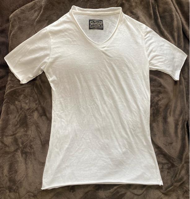 切りっぱなし加工Vネック白Tシャツ(^∇^) < 男性ファッション  切りっぱなし加工Vネック白Tシャツ(^∇^)  < 男性ファッションの