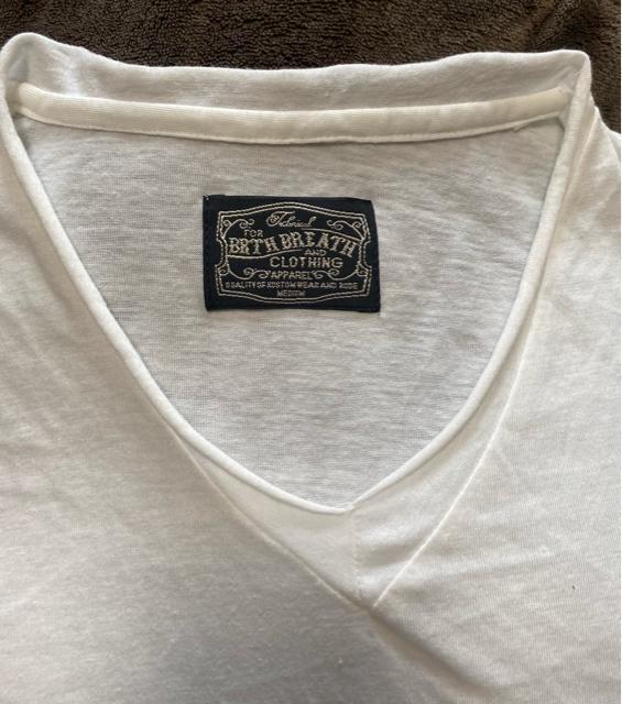 切りっぱなし加工Vネック白Tシャツ(^∇^) < 男性ファッション  切りっぱなし加工Vネック白Tシャツ(^∇^) < 男性ファッションの