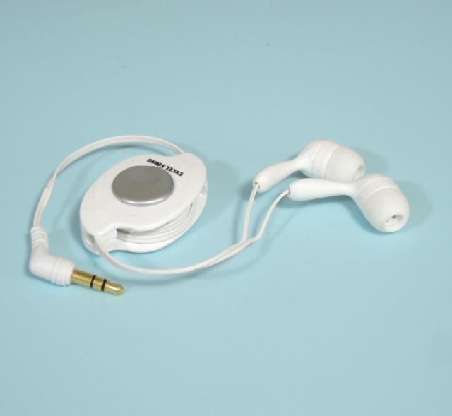 巻取り式ステレオホン・未使用・パケージ無し(ホワイト) < 家電/AV  巻取り式ステレオホン・未使用・パケージ無し(ホワイト) < 家電/AVの