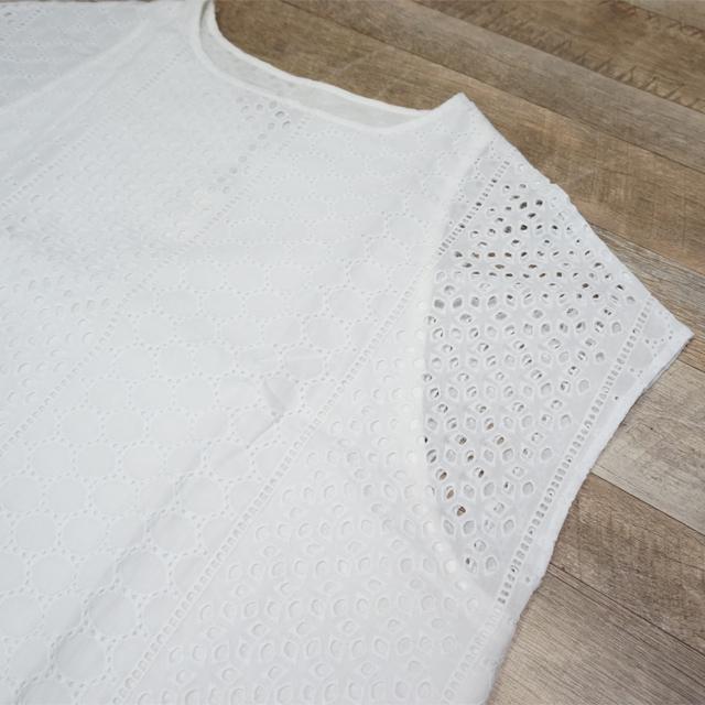 新品 大きいサイズ ナチュラルコットンレースブラウス 綿100% < 女性ファッション 新品 大きいサイズ ナチュラルコットンレースブラウス 綿100% < 女性ファッションの