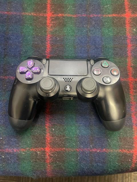 PlayStation 4(PS4) CUH-2000A SONY ブラック コントローラー 充電器 カメラ < ゲーム本体/ソフト PlayStation 4(PS4) CUH-2000A SONY ブラック コントローラー 充電器 カメラ < ゲーム本体/ソフトの