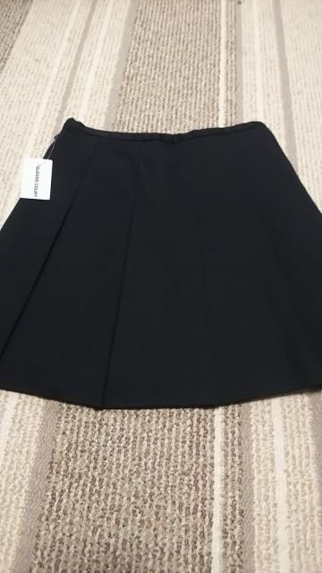 クイーンズコート スカート ブラック 新品 プリーツスカート < ブランド  クイーンズコート スカート ブラック 新品 プリーツスカート < ブランドの