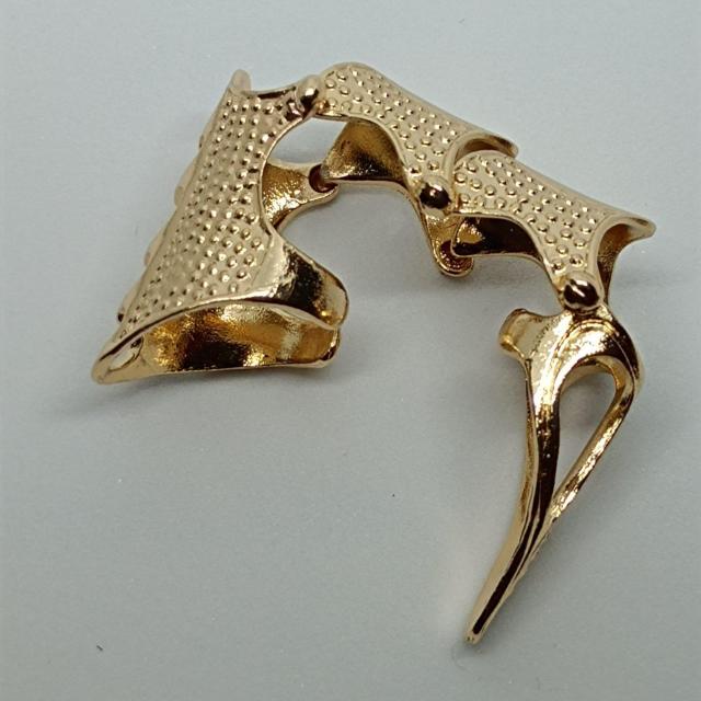 新品★鎧アーマーリング/ピンクゴールド < 女性アクセサリー/時計  新品★鎧アーマーリング/ピンクゴールド < 女性アクセサリー/時計の