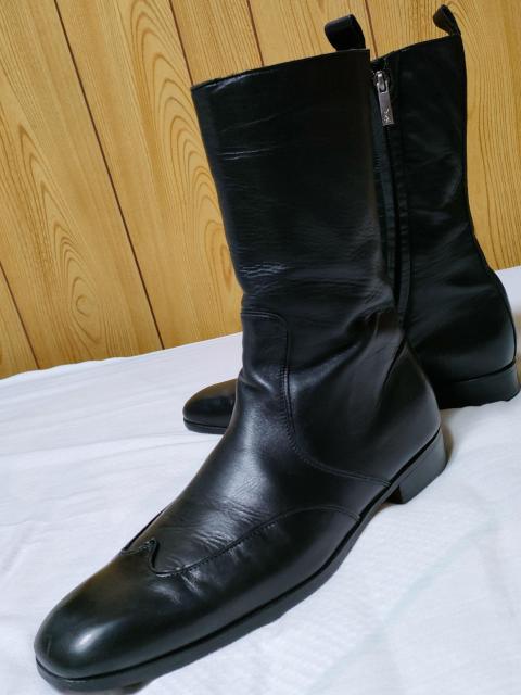 正規美 レア イヴサンローラン YSL ジョニーロングブーツ 黒 40 25~26 ブラックレザー サイドジップ メンズ最長丈24 < ブランド  正規美 レア イヴサンローラン YSL ジョニーロングブーツ 黒 40 25~26 ブラックレザー サイドジップ メンズ最長丈24 < ブランドの