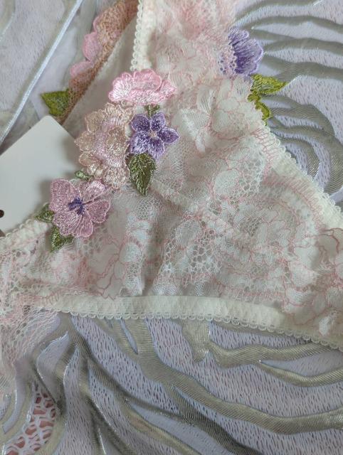Wacoal/ワコール/salute/サルート/59G/F70&ソングTバックショーツM/IV/アイボリー/フォークロア/完売品 < 女性ファッション  Wacoal/ワコール/salute/サルート/59G/F70&ソングTバックショーツM/IV/アイボリー/フォークロア/完売品 < 女性ファッションの