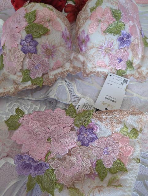 Wacoal/ワコール/salute/サルート/59G/F70&ソングTバックショーツM/IV/アイボリー/フォークロア/完売品 < 女性ファッション  Wacoal/ワコール/salute/サルート/59G/F70&ソングTバックショーツM/IV/アイボリー/フォークロア/完売品 < 女性ファッションの