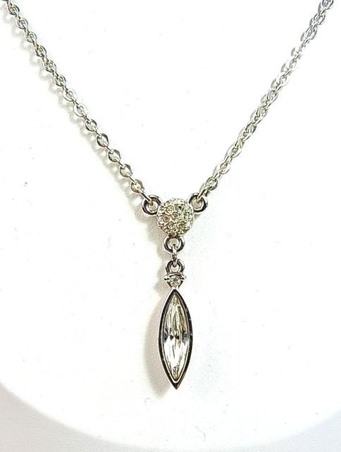 yKizSWAROVSKI XtXL[ NX^lbNX