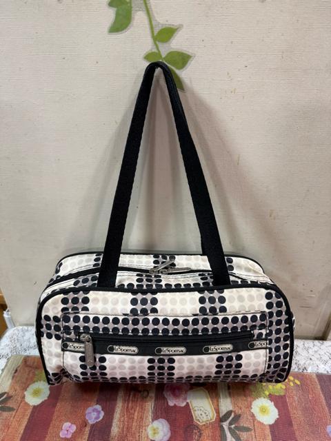 感謝を込めて★LeSportsac★ショルダー・トート・ボストン・ポーチ★4点まとめ売り★1000円スタート < ブランド 感謝を込めて★LeSportsac★ショルダー・トート・ボストン・ポーチ★4点まとめ売り★1000円スタート < ブランドの