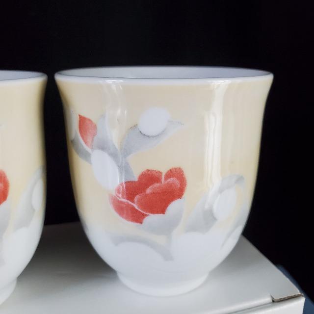 ★片岡鶴太郎さん★オリジナル美濃焼ペア湯のみ「雪椿」★ < インテリア/ライフ  ★片岡鶴太郎さん★オリジナル美濃焼ペア湯のみ「雪椿」★ < インテリア/ライフの