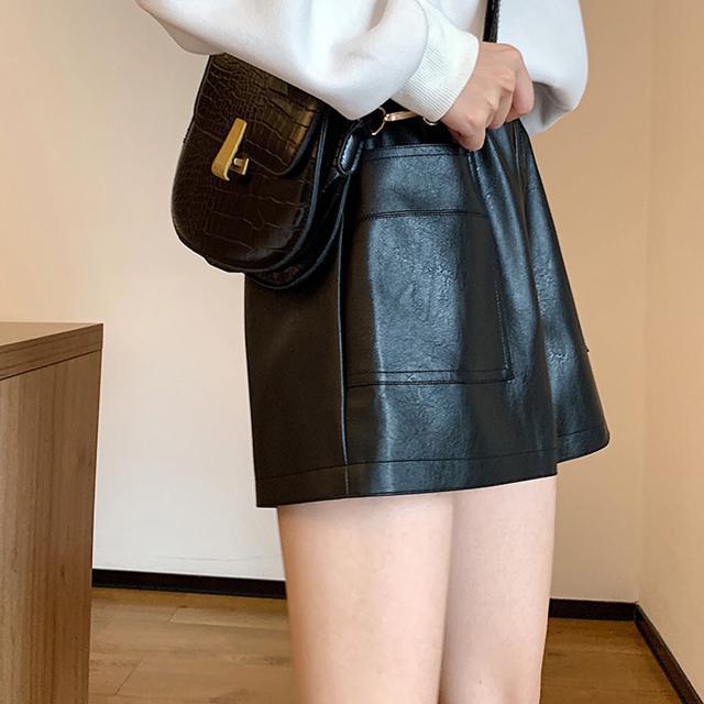 送料無料 新品 レザー ショートパンツ レディース ウエストゴム フェイクレザー < 女性ファッション  送料無料 新品 レザー ショートパンツ レディース ウエストゴム フェイクレザー < 女性ファッションの