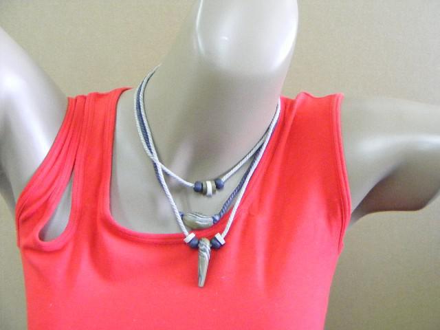 ●アジアン/エスニック木製ペンダント ハンドメイド布製ショールネックレスNO13 < 女性ファッション  ●アジアン/エスニック木製ペンダント ハンドメイド布製ショールネックレスNO13  < 女性ファッションの