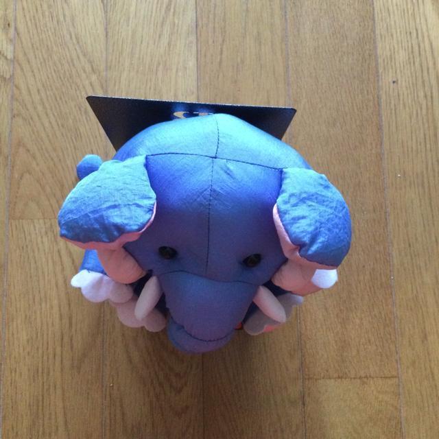 ぞうさんのぬいぐるみ < おもちゃ  ぞうさんのぬいぐるみ < おもちゃの