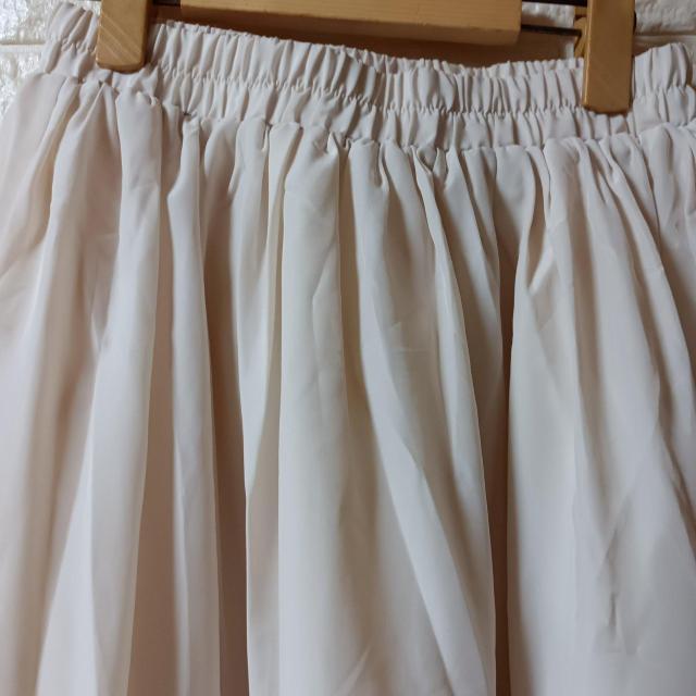 Samansa Mos2 blue★新品★シンプルロングスカート/オフホワイト < ブランド  Samansa Mos2 blue★新品★シンプルロングスカート/オフホワイト < ブランドの