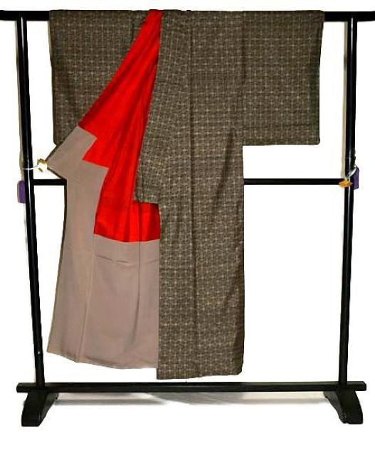 【アンティーク】【希少】【最高峰】美品【本場大島紬】【割り込み絣】泥染め 小紋 身丈150cm 裄丈62.5cm T3455 < 女性ファッション 【アンティーク】【希少】【最高峰】美品【本場大島紬】【割り込み絣】泥染め 小紋 身丈150cm 裄丈62.5cm T3455 < 女性ファッションの