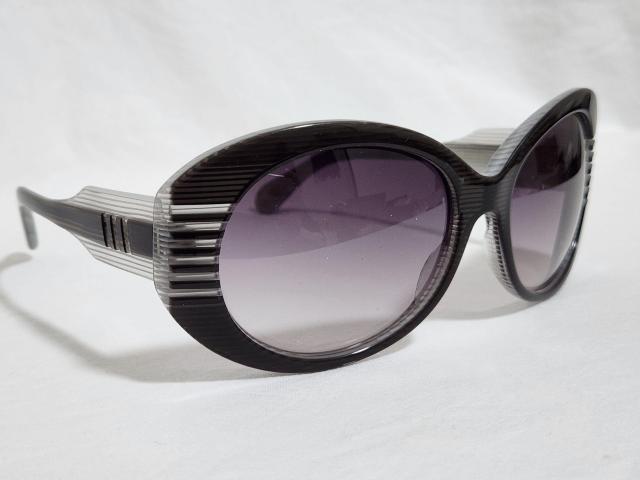 正規美 限定 ローリーロドキン リミテッドエディション クリアリフレクションフレーム サングラス 黒 ボーダーライン アンククロス < ブランド  正規美 限定 ローリーロドキン リミテッドエディション クリアリフレクションフレーム サングラス 黒 ボーダーライン アンククロス < ブランドの