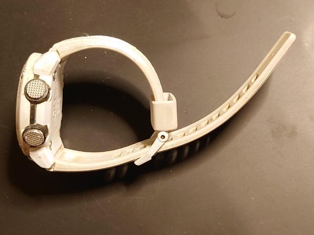 CASIO G-SHOCK GA-2000 < 男性アクセサリー/時計  CASIO G-SHOCK GA-2000 < 男性アクセサリー/時計の