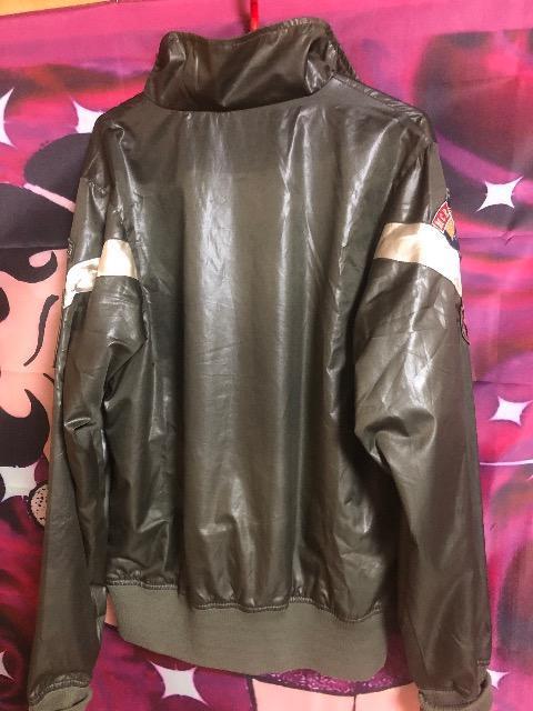 カーキカラー 薄手ジャケット。 < 男性ファッション カーキカラー 薄手ジャケット。 < 男性ファッションの