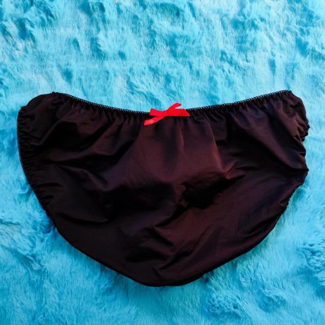 透けシフォンがエロカワッ。。ローズワッペン付小悪魔ブラジャー&ショーツセット。。グラマー大きいサイズ お花柄薔薇柄バラ柄。。。 < 女性ファッション  透けシフォンがエロカワッ。。ローズワッペン付小悪魔ブラジャー&ショーツセット。。グラマー大きいサイズ お花柄薔薇柄バラ柄。。。 < 女性ファッションの