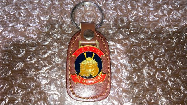 航空ショー 航空祭 キーホルダー MAG-12 THE READY GROUP < 男性ファッション 航空ショー 航空祭 キーホルダー MAG-12 THE READY GROUP < 男性ファッションの