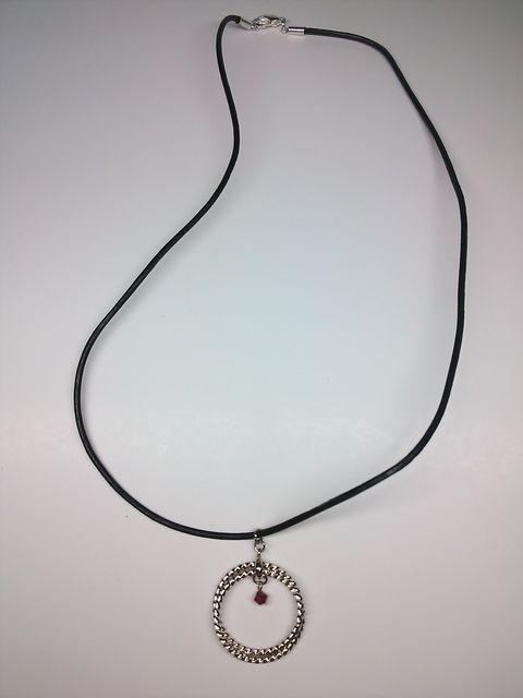 チョーカー50pツイストリングメタリックレッドスワロフスキー☆ < 女性アクセサリー/時計  チョーカー50pツイストリングメタリックレッドスワロフスキー☆  < 女性アクセサリー/時計の