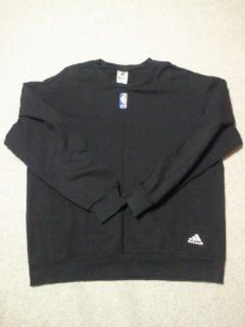 adidas アディダス バスケットボール NBA 刺繍 トレーナー ブラック XO < ブランド  adidas アディダス バスケットボール NBA 刺繍 トレーナー ブラック XO < ブランドの