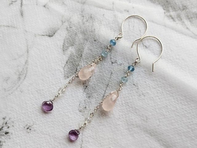 *ローズクォーツとマルチストーンのピアス*SF 23034 < 女性アクセサリー/時計 *ローズクォーツとマルチストーンのピアス*SF 23034 < 女性アクセサリー/時計の