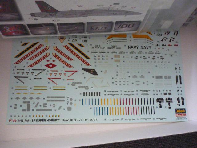 vfuF/A-18@SUPER HORNETvQ4  zr[ 