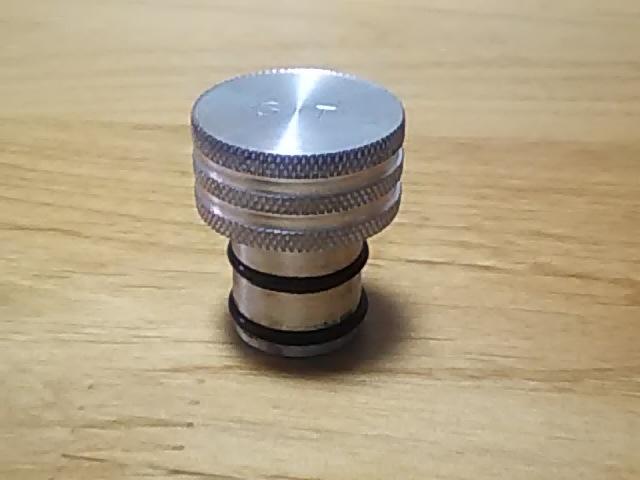 [AO9]IWi GT750p Vi A~ ICtB[Lbv  /oCN