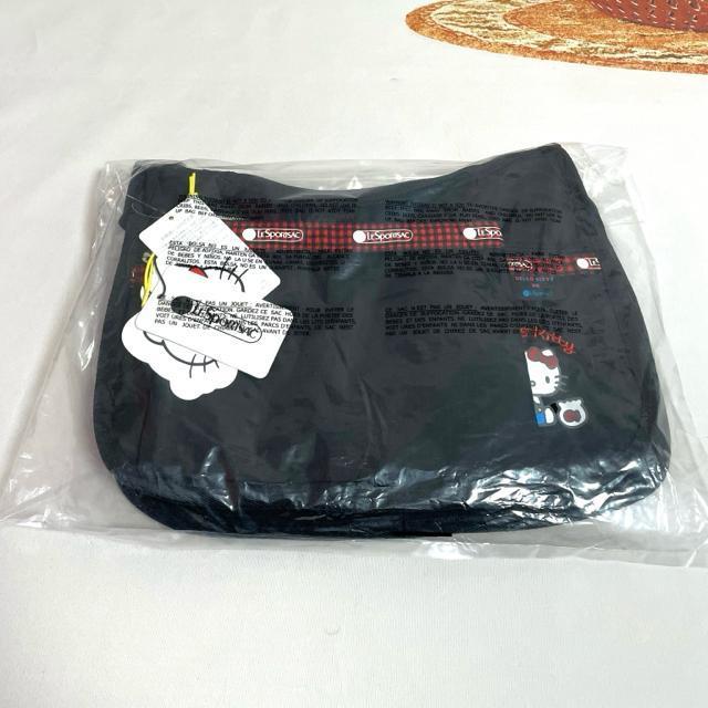 ★新品★LeSportsac レスポートサック ハローキティー 黒色 ブラック ショルダーバッグ ポーチ 7520 セット < 女性ファッション  ★新品★LeSportsac レスポートサック ハローキティー 黒色 ブラック ショルダーバッグ ポーチ 7520 セット < 女性ファッションの