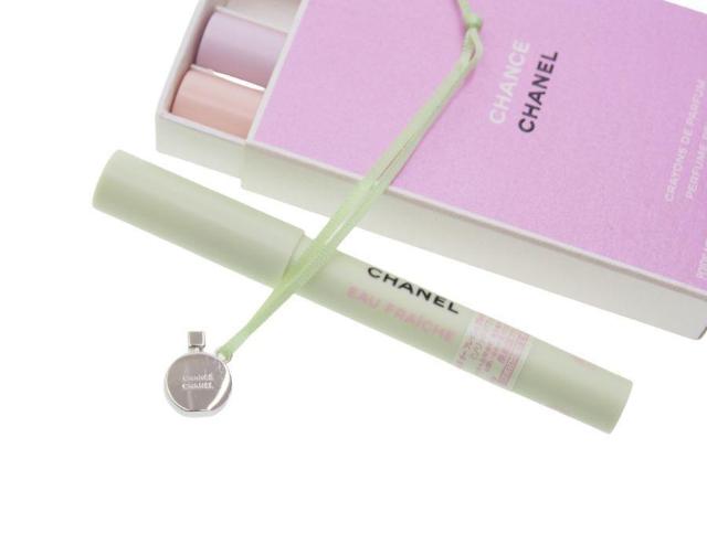 シャネル ノベルティ チャンスチャーム 香水 ストラップ オー フレッシュ 2023 CHANCE CHANEL【正規品】 < ブランド  シャネル ノベルティ チャンスチャーム 香水 ストラップ オー フレッシュ 2023 CHANCE CHANEL【正規品】 < ブランドの