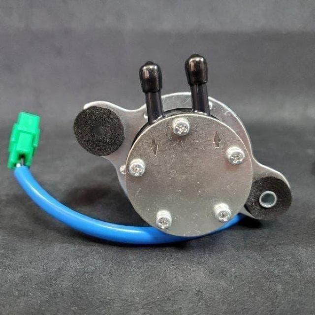 フューエルポンプ ジムニー LJ50 SJ10 SJ30 SJ40 電磁ポンプ < 自動車/バイク フューエルポンプ ジムニー LJ50 SJ10 SJ30 SJ40 電磁ポンプ < 自動車/バイク