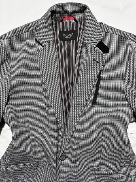 美品 barassi バラシ MILANO 定価4〜5万円程 テーラード ジャケット 48 日本製 生地 カジュアル スーツ 春物 < 男性ファッション 美品 barassi バラシ MILANO 定価4〜5万円程 テーラード ジャケット 48 日本製 生地 カジュアル スーツ 春物 < 男性ファッションの