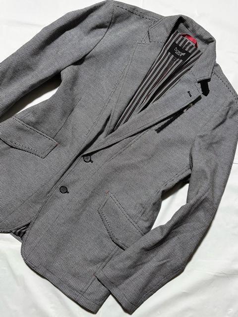 美品 barassi バラシ MILANO 定価4〜5万円程 テーラード ジャケット 48 日本製 生地 カジュアル スーツ 春物 < 男性ファッション 美品 barassi バラシ MILANO 定価4〜5万円程 テーラード ジャケット 48 日本製 生地 カジュアル スーツ 春物 < 男性ファッションの