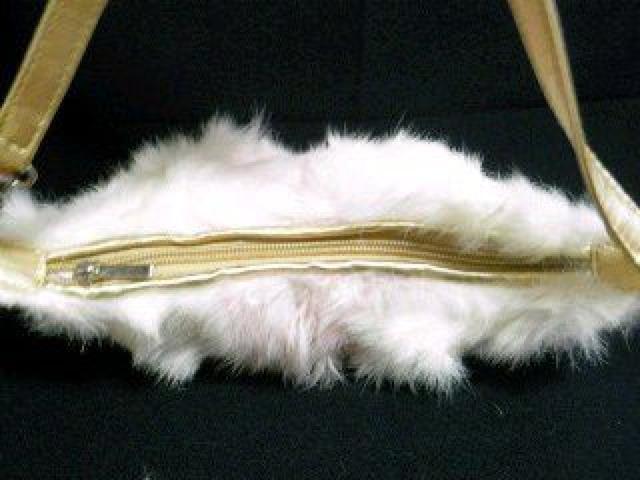 《New》天然ラビット*ファー★ゴールドベルト・ラブリー ファーバッグ < 女性ファッション 《New》天然ラビット*ファー★ゴールドベルト・ラブリー ファーバッグ < 女性ファッションの